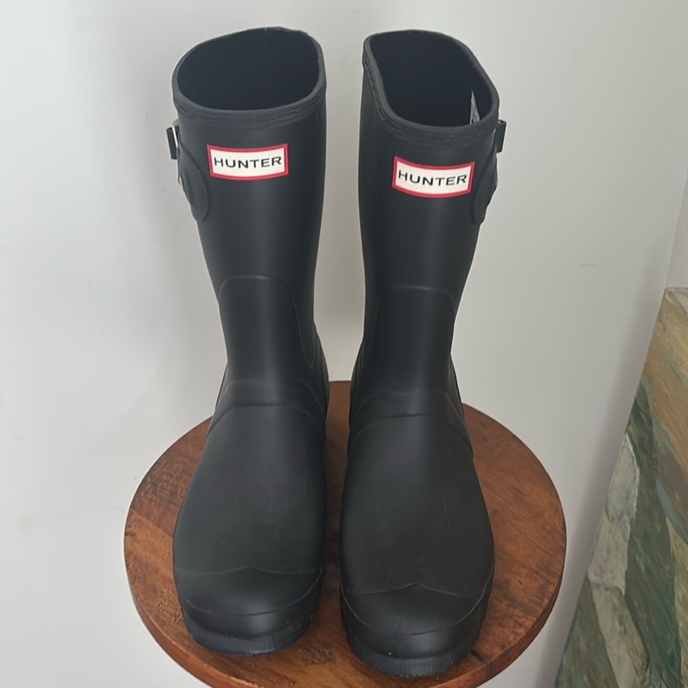Hunter Short Rain Boots Size 9 Black